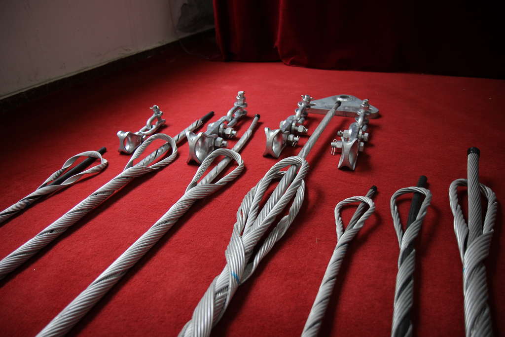 ADDS Short Apan Strain Clamp
